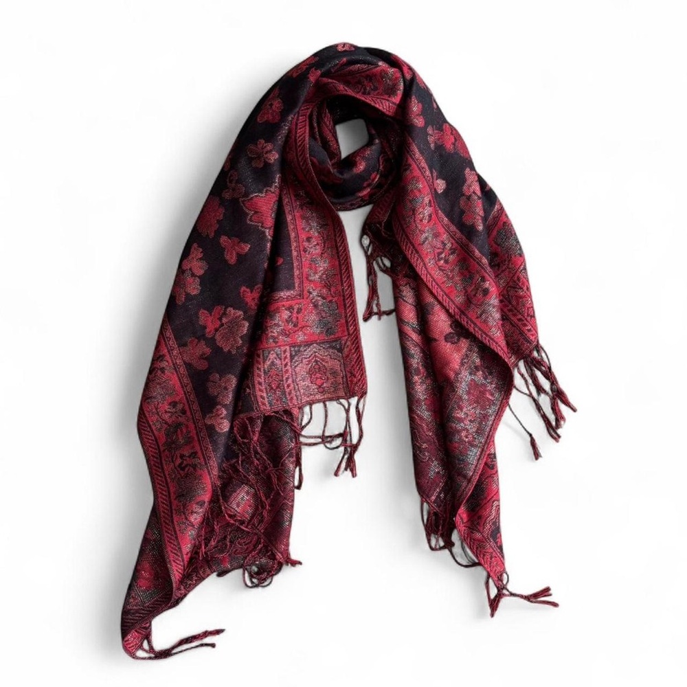 Red and Black Patterned Scarf
